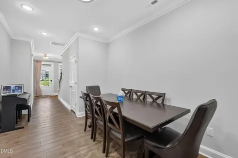 1752 Alpine Summer Lane Apex NC 27502