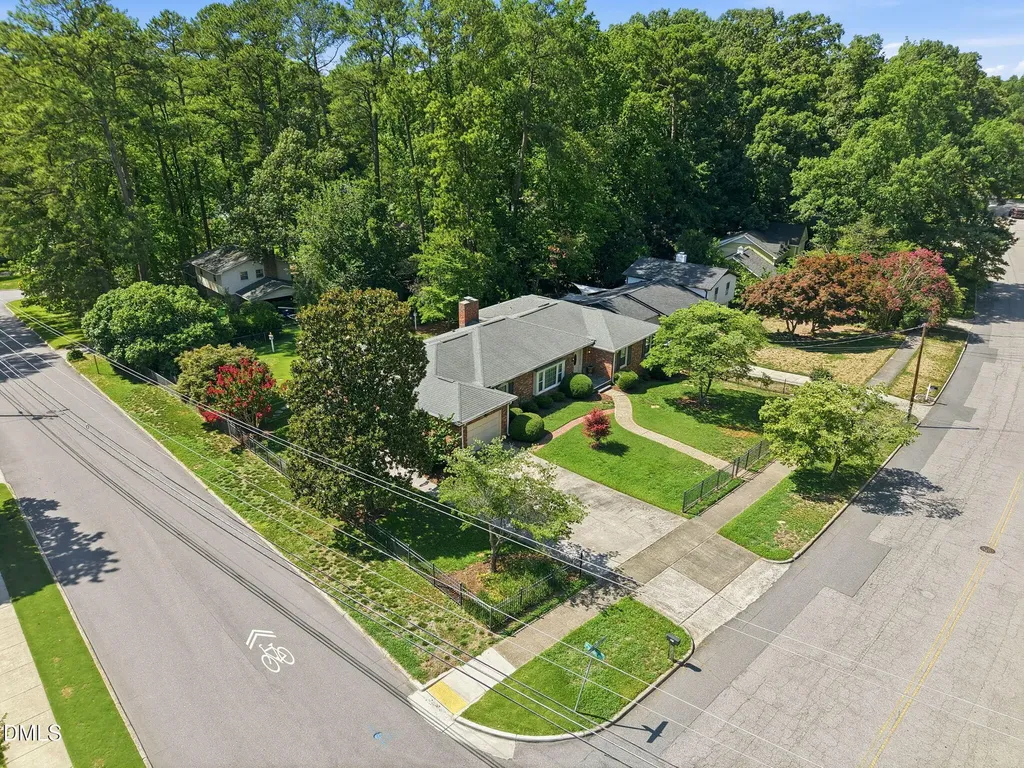 5001 Quail Hollow Drive Raleigh NC 27609