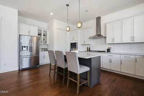 100 Oaks End Drive Holly Springs NC 27540