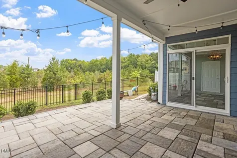 402 Ressler Street Holly Springs NC 27540