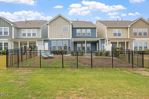 402 Ressler Street Holly Springs NC 27540