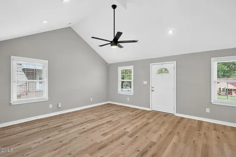 1507 Robinhood Road Durham NC 27701
