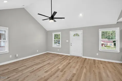1507 Robinhood Road Durham NC 27701