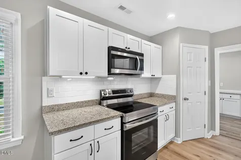 1507 Robinhood Road Durham NC 27701