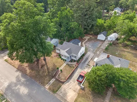 1507 Robinhood Road Durham NC 27701