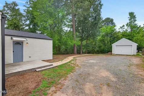 1507 Robinhood Road Durham NC 27701