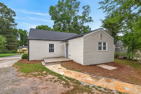 1507 Robinhood Road Durham NC 27701