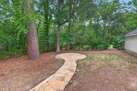 1507 Robinhood Road Durham NC 27701