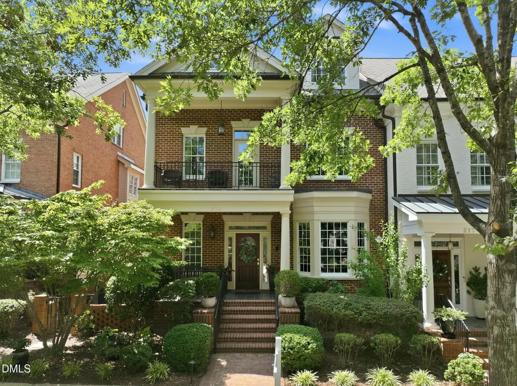 215 Oval Park Place Chapel Hill NC 27517
