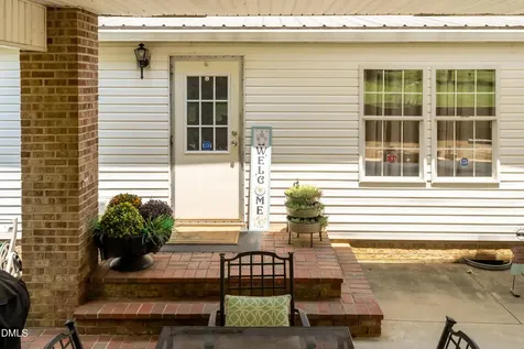 75 Baucom Lane Fuquay Varina NC 27526