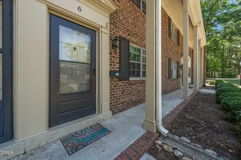 1002 Willow Drive Chapel Hill NC 27514