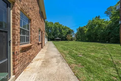 1002 Willow Drive Chapel Hill NC 27514
