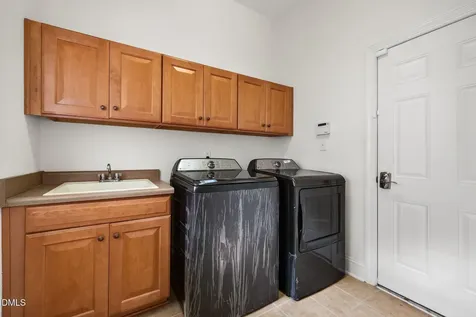 1049 Kennicott Avenue Cary NC 27513