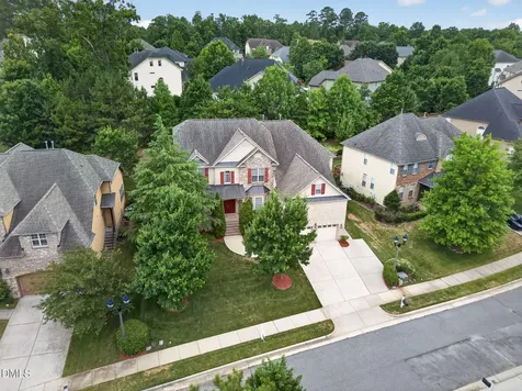 1049 Kennicott Avenue Cary NC 27513