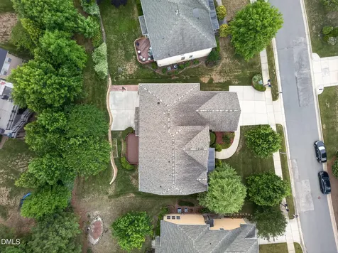 1049 Kennicott Avenue Cary NC 27513