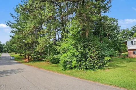 1813 Pinedale Drive Raleigh NC 27603