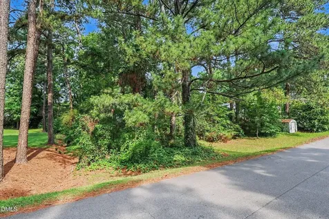 1813 Pinedale Drive Raleigh NC 27603