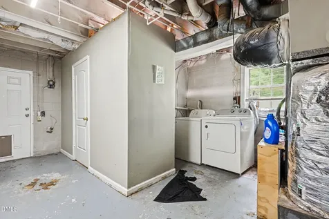 1809 Pinedale Drive Raleigh NC 27603