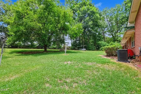 1809 Pinedale Drive Raleigh NC 27603