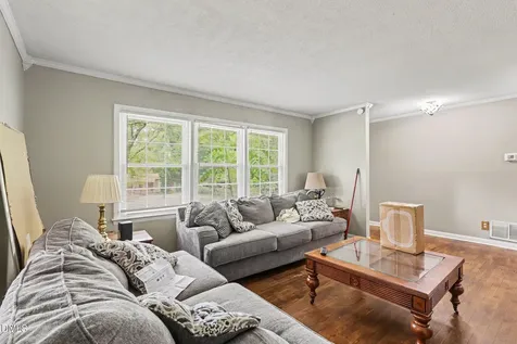 1809 Pinedale Drive Raleigh NC 27603