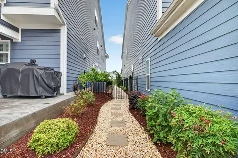 1276 Gloriosa Street Apex NC 27523