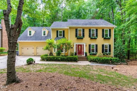 5425 N Hawthorne Way Raleigh NC 27613