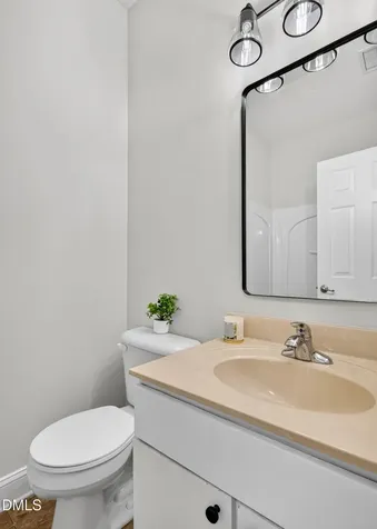 4007 Jockey Club Circle Cary NC 27519