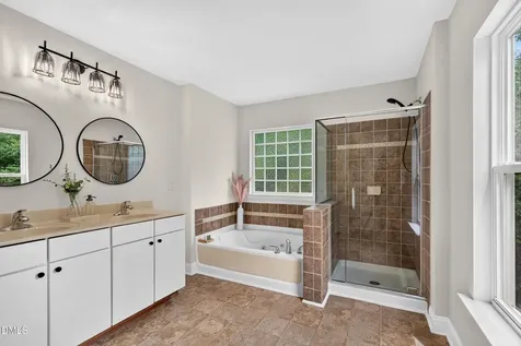 4007 Jockey Club Circle Cary NC 27519