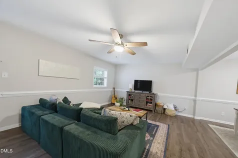 6413 New Market Way Raleigh NC 27615