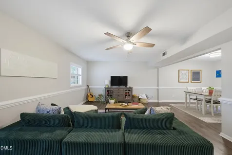 6413 New Market Way Raleigh NC 27615