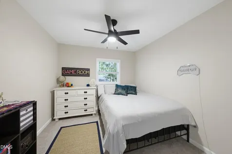 6413 New Market Way Raleigh NC 27615