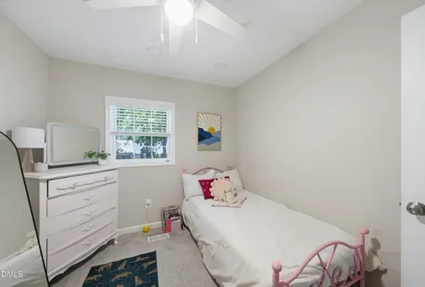 6413 New Market Way Raleigh NC 27615