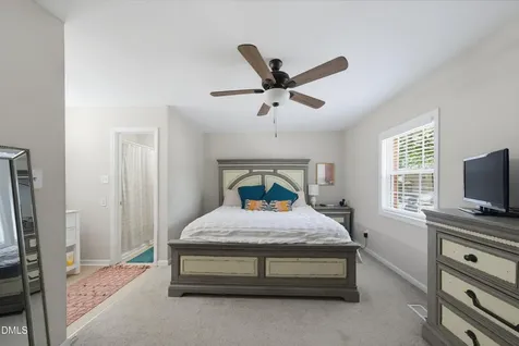 6413 New Market Way Raleigh NC 27615