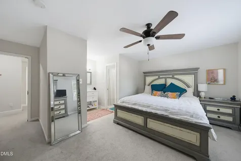 6413 New Market Way Raleigh NC 27615