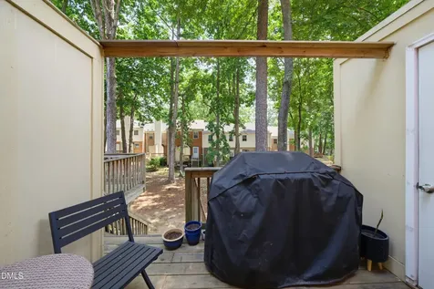 6413 New Market Way Raleigh NC 27615