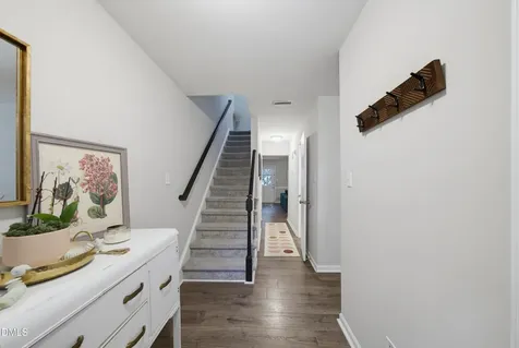 6413 New Market Way Raleigh NC 27615