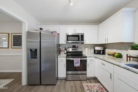 6413 New Market Way Raleigh NC 27615