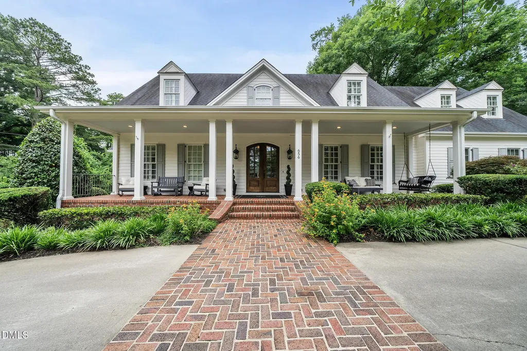 656 Aiken Parkway Fuquay Varina NC 27526