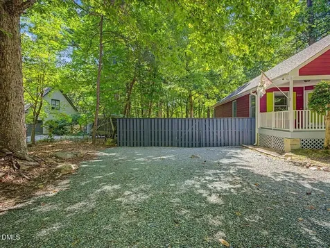 804 Highland Trail Chapel Hill NC 27516