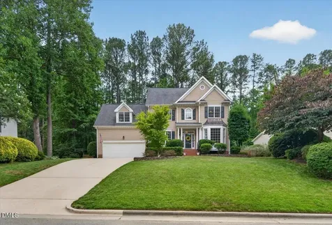 305 Briardale Avenue Cary NC 27519