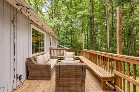 1421 Harris Court Cary NC 27511