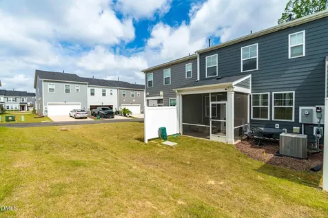 1712 Sweet Gardenia Way Apex NC 27502