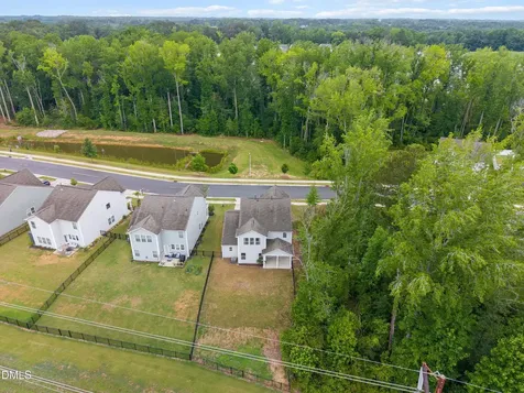 816 Atlantis Street Fuquay Varina NC 27526