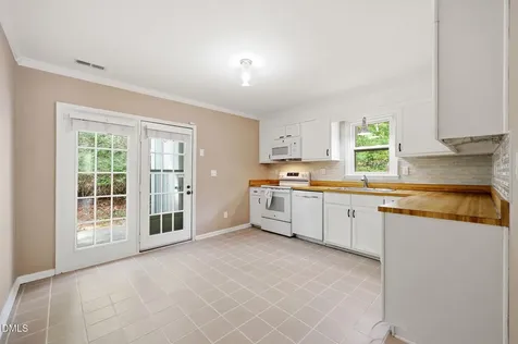 8015 Brown Bark Place Raleigh NC 27615