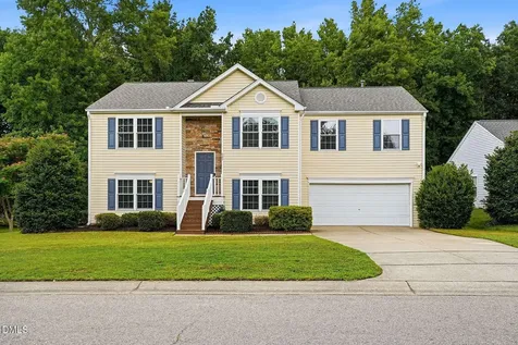405 Dogwood Creek Place Fuquay Varina NC 27526