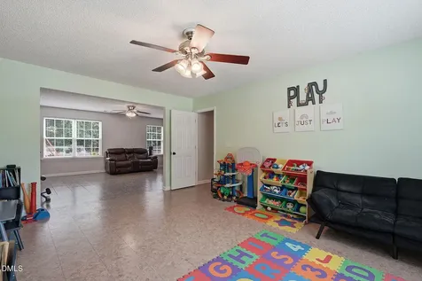 405 Dogwood Creek Place Fuquay Varina NC 27526