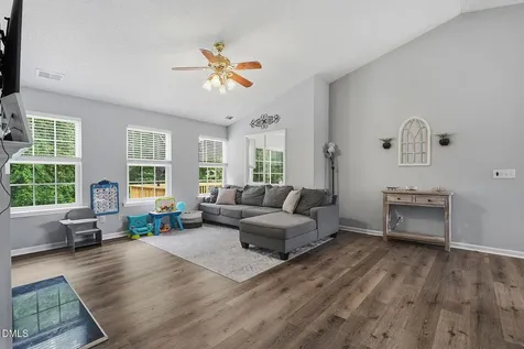 405 Dogwood Creek Place Fuquay Varina NC 27526