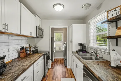 1028 Forest Glen Drive Raleigh NC 27603