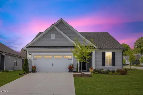 1602 Moa Court Fuquay Varina NC 27526