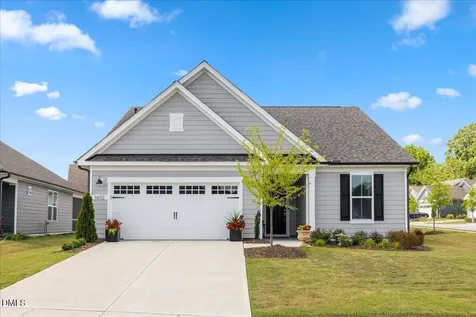 1602 Moa Court Fuquay Varina NC 27526